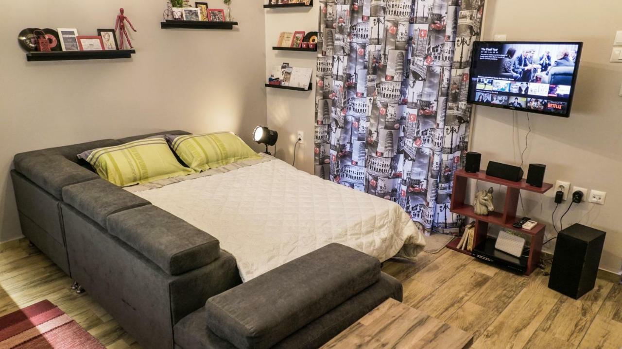 D16-Cosy Downtown Apartment Atenas Exterior foto