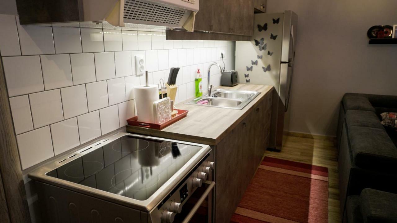 D16-Cosy Downtown Apartment Atenas Exterior foto