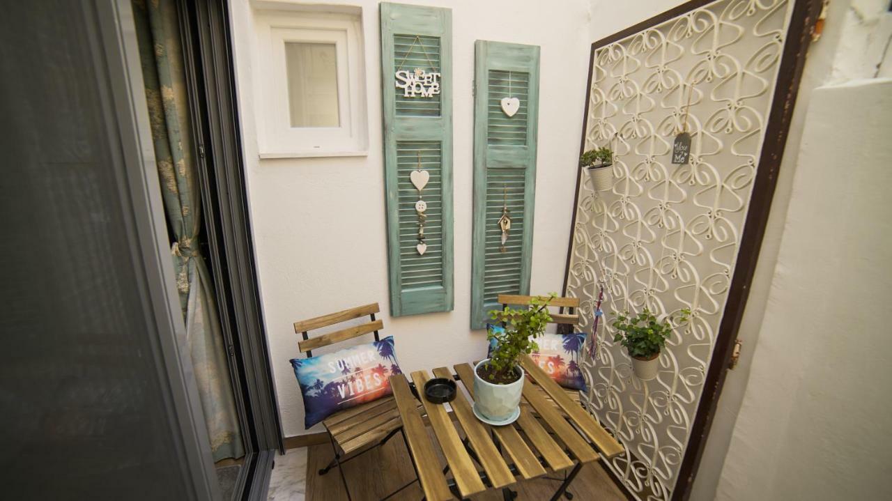 D16-Cosy Downtown Apartment Atenas Exterior foto