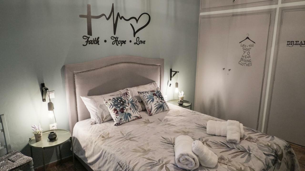 D16-Cosy Downtown Apartment Atenas Exterior foto